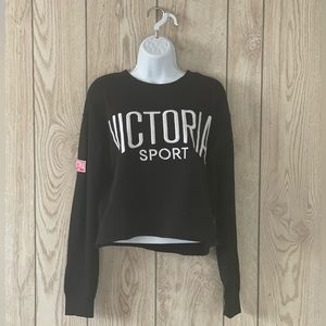 Cropped VS Crewneck Sweater